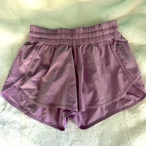 lululemon- Lilac Track That High-Rise Lined Short 3”